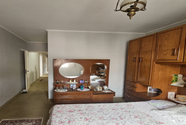 Sobrado à venda no Bairro do Conjunto Residencial Vista Verde na Rua Doutor Fernando de Oliveira Simões