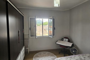 Sobrado à venda no Bairro do Conjunto Residencial Vista Verde na Rua Doutor Fernando de Oliveira Simões