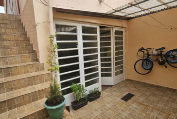 Sobrado à venda no Bairro do Conjunto Residencial Vista Verde na Rua Doutor Fernando de Oliveira Simões