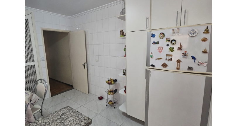 Sobrado à venda no Bairro do Conjunto Residencial Vista Verde na Rua Doutor Fernando de Oliveira Simões