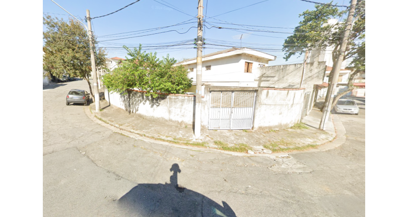 Sobrado à venda no Bairro do Jardim Líbano na Rua Professor Araújo Coelho