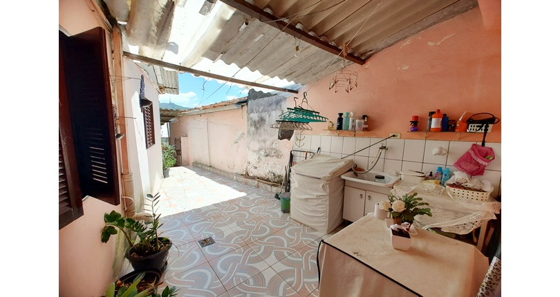 Terreno à venda Rua Pirapozinho, Jardim Regina - Imóveis à Venda