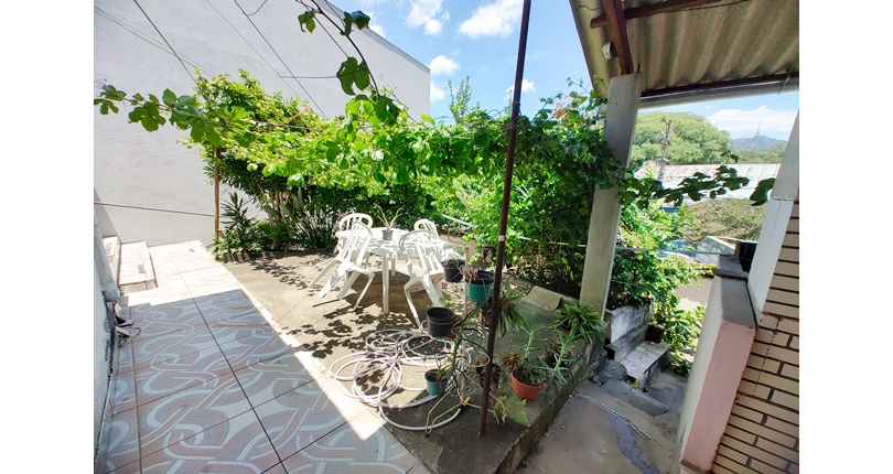 Terreno à venda Rua Pirapozinho, Jardim Regina - Imóveis à Venda