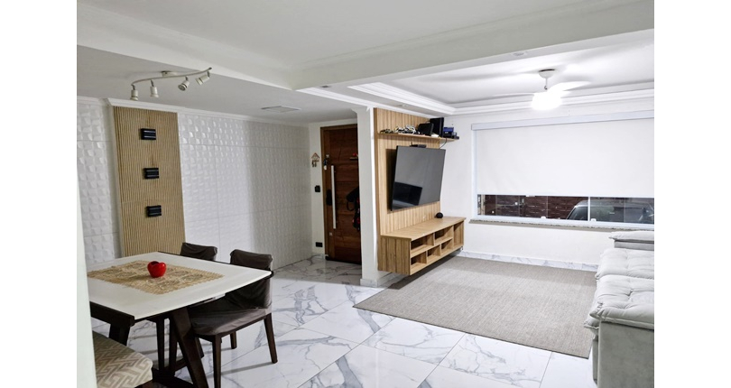 Ótimo Sobrado à venda no Bairro do Conjunto Residencial Vista Verde na Rua Desembargador Plínio Novaes de Andrade