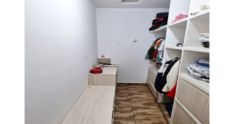 Ótimo Sobrado à venda no Bairro do Conjunto Residencial Vista Verde na Rua Desembargador Plínio Novaes de Andrade