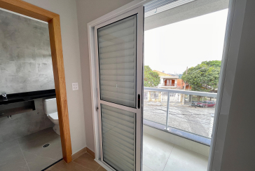  Sobrado novo à venda no Bairro do Parque São Domingos na Rua Amílcar Barbuy 