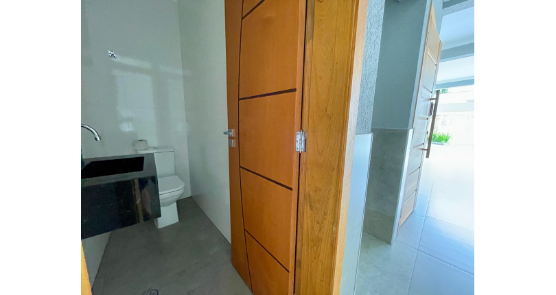  Sobrado novo à venda no Bairro do Parque São Domingos na Rua Amílcar Barbuy 