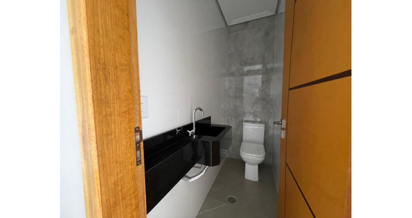  Sobrado novo à venda no Bairro do Parque São Domingos na Rua Amílcar Barbuy 82,