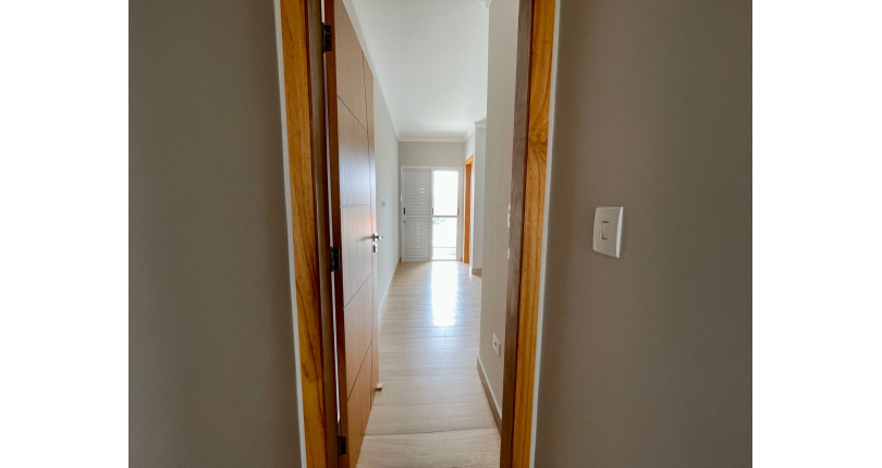  Sobrado novo à venda no Bairro do Parque São Domingos na Rua Amílcar Barbuy 82,