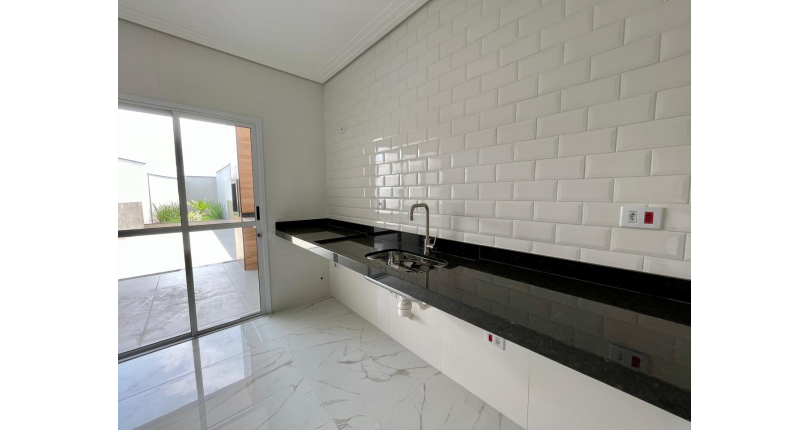  Sobrado novo à venda no Bairro do Parque São Domingos na Rua Amílcar Barbuy 82,