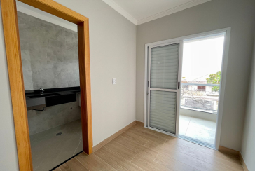 Sobrado novo à venda no Bairro do Parque São Domingos na Rua Amílcar Barbuy 81, 