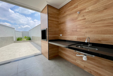 Sobrado novo à venda no Bairro do Parque São Domingos na Rua Amílcar Barbuy 81, 