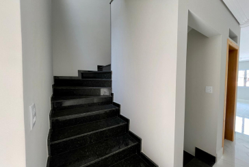 Sobrado novo à venda no Bairro do Parque São Domingos na Rua Amílcar Barbuy 81, 