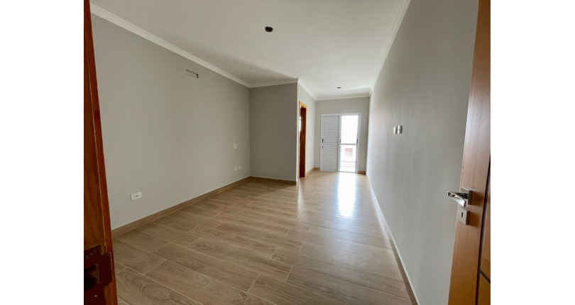 Sobrado novo à venda no Bairro do Parque São Domingos na Rua Amílcar Barbuy 81, 