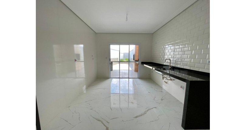 Sobrado novo à venda no Bairro do Parque São Domingos na Rua Amílcar Barbuy 81, 