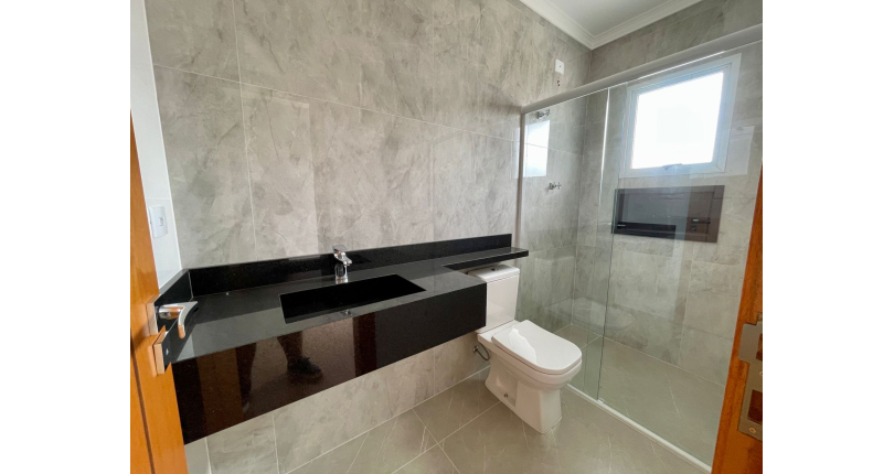 Sobrado novo à venda no Bairro do Parque São Domingos na Rua Amílcar Barbuy 81, 