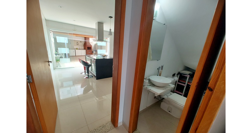  Sobrado à venda na Vila dos Remédios na Rua Doutor Cabral de Vasconcelos, 