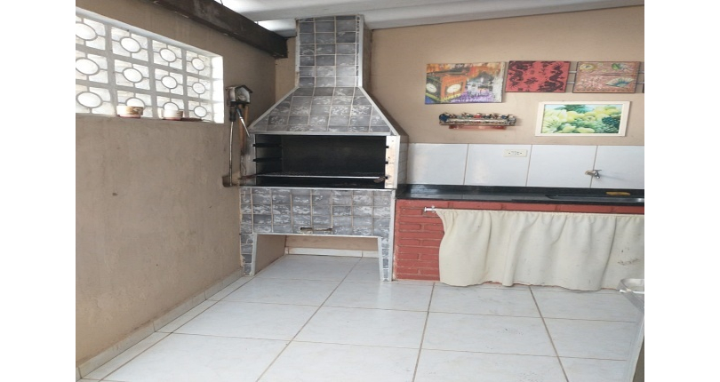 Casa à venda na Praia Grande no Bairro do Solemar na Rua Casimiro de Abreu,