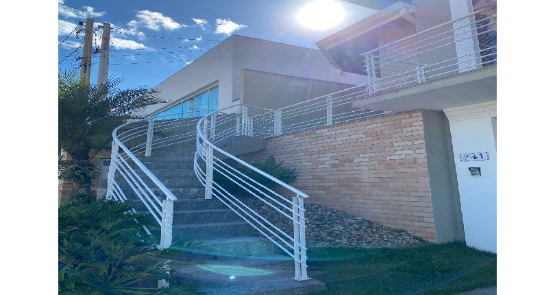 Casa à venda em Itatiba no Bairro do Residencial Fazenda Serrinha na Rua Antenor Ubinha,