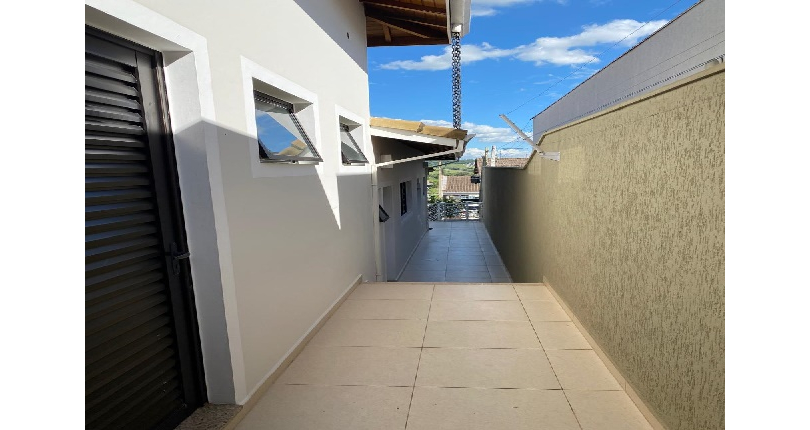 Casa à venda em Itatiba no Bairro do Residencial Fazenda Serrinha na Rua Antenor Ubinha,