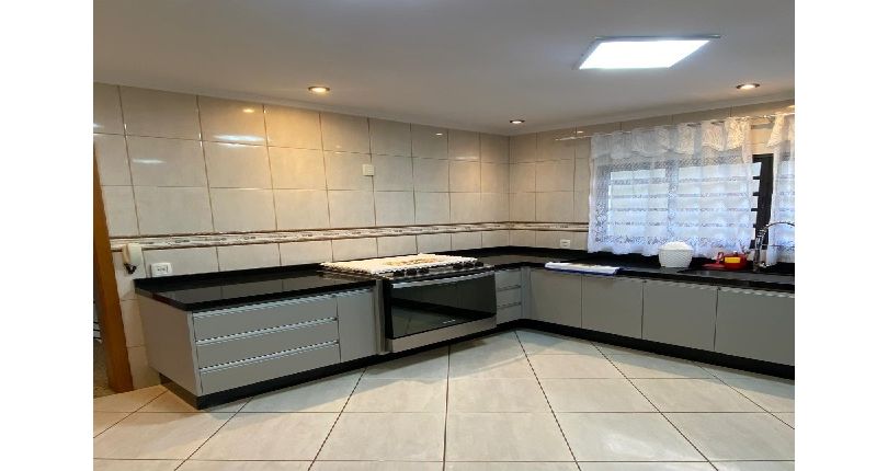 Casa à venda em Itatiba no Bairro do Residencial Fazenda Serrinha na Rua Antenor Ubinha,