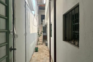 Casa Térrea à venda no Bairro do Jardim Mangalot na Rua Padre Aníbal Difrância,