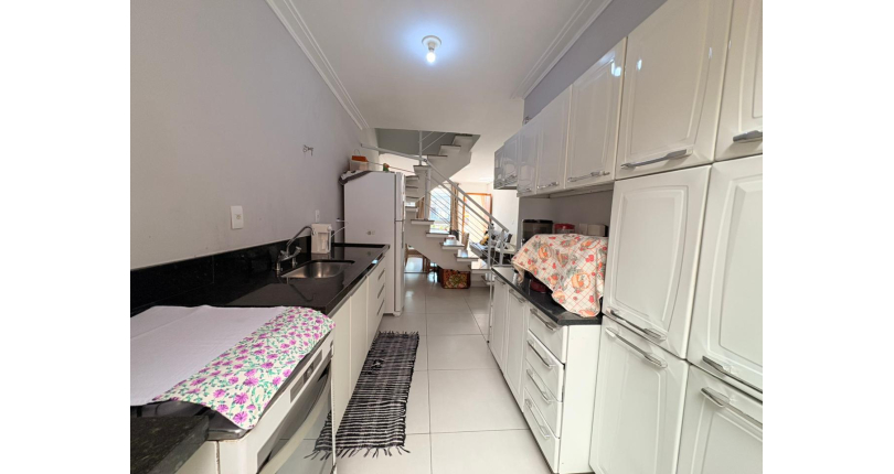 Sobrado à venda Rua José Albino, Parque São Domingos - Imóveis à Venda