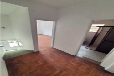 Sobrado à venda no Bairro do Parque São Domingos na Rua José Candido Freire,