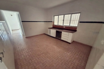 Sobrado à venda no Bairro do Parque São Domingos na Rua José Candido Freire,