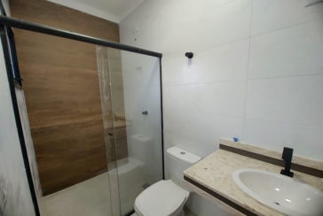 Belo Sobrado novo à Venda no Bairro do Parque Maria Domitila na Rua Antônio Félix Pacheco 316,