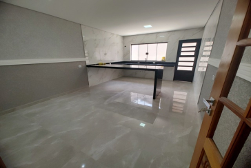 Belo Sobrado novo à Venda no Bairro do Parque Maria Domitila na Rua Antônio Félix Pacheco 316,