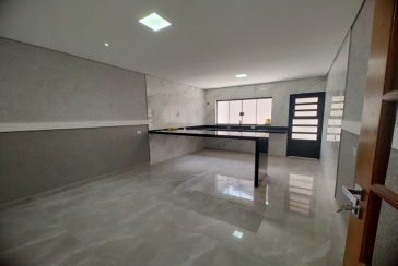 Belo Sobrado novo à Venda no Bairro do Parque Maria Domitila na Rua Antônio Félix Pacheco 316,