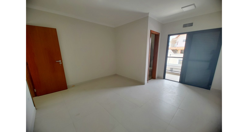 Belo Sobrado novo à Venda no Bairro do Parque Maria Domitila na Rua Antônio Félix Pacheco 316