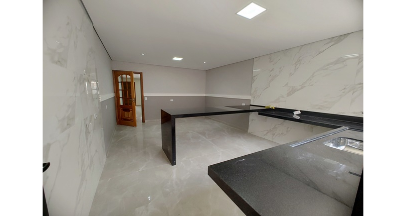 Belo Sobrado novo à Venda no Bairro do Parque Maria Domitila na Rua Antônio Félix Pacheco 316