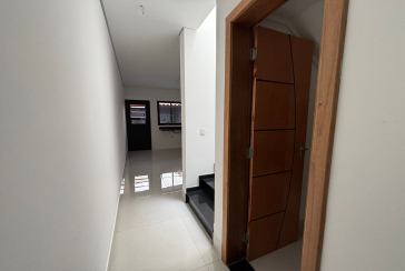 Lindo Sobrado Novo à venda Bairro do Parque São Domingos na Avenida General Charles de Gaulle 194,