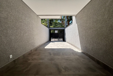 Lindo Sobrado Novo à venda Bairro do Parque São Domingos na Avenida General Charles de Gaulle 194,