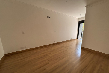 Lindo Sobrado Novo à venda Bairro do Parque São Domingos na Avenida General Charles de Gaulle 195,