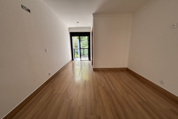 Lindo Sobrado Novo à venda Bairro do Parque São Domingos na Avenida General Charles de Gaulle 195,