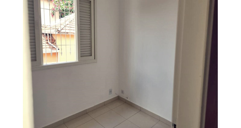 Sobrado à venda no Bairro da Chácara Inglesa na Rua Doutor João Batista Bernardes de Lima