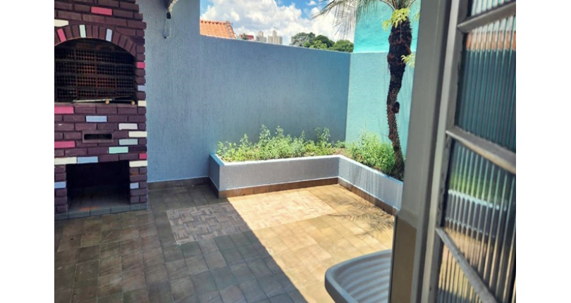 Sobrado à venda no Bairro da Chácara Inglesa na Rua Doutor João Batista Bernardes de Lima