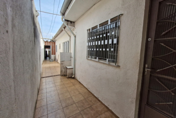 Casa para renda à venda no Bairro do Jardim Santo Elias na Rua Almério de Albuquerque Melo