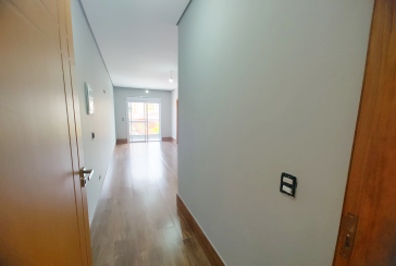 Lindo Sobrado Novo à Venda no Bairro do Parque São Domingos na Rua Martins Teotônio 64