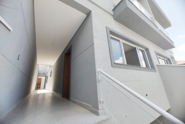 Lindo Sobrado Novo à Venda no Bairro do Parque São Domingos na Rua Martins Teotônio 64