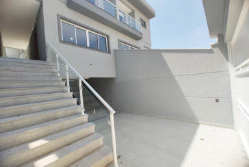 Lindo Sobrado Novo à Venda no Bairro do Parque São Domingos na Rua Martins Teotônio 64