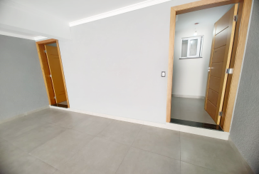 Lindo Sobrado Novo à Venda no Bairro do Parque São Domingos na Rua Martins Teotônio 64