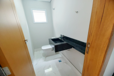 Lindo Sobrado Novo à Venda no Bairro do Parque São Domingos na Rua Martins Teotônio 64