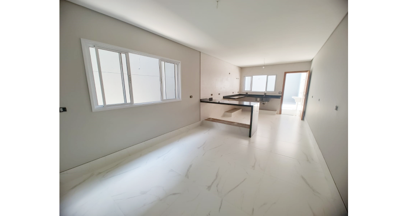 Lindo Sobrado Novo à Venda no Bairro do Parque São Domingos na Rua Martins Teotônio 64