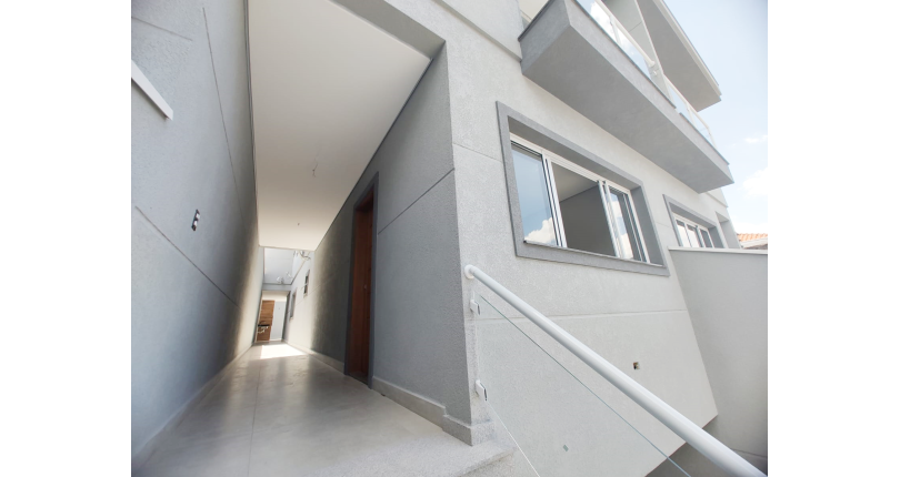 Lindo Sobrado Novo à Venda no Bairro do Parque São Domingos na Rua Martins Teotônio 64