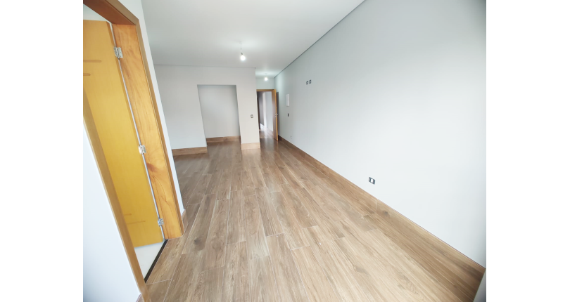 Lindo Sobrado Novo à Venda no Bairro do Parque São Domingos na Rua Martins Teotônio 64