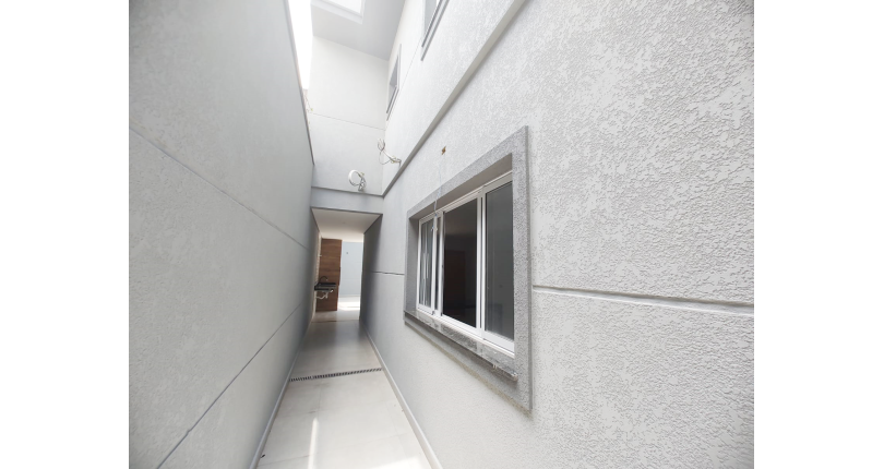 Lindo Sobrado Novo à Venda no Bairro do Parque São Domingos na Rua Martins Teotônio 64